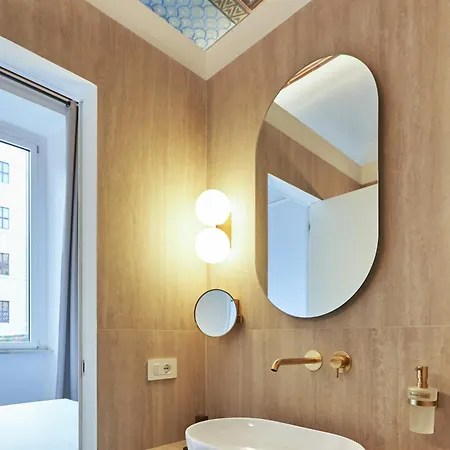 Fantini Rooms- Fori Imperiali בית הארחה 4*